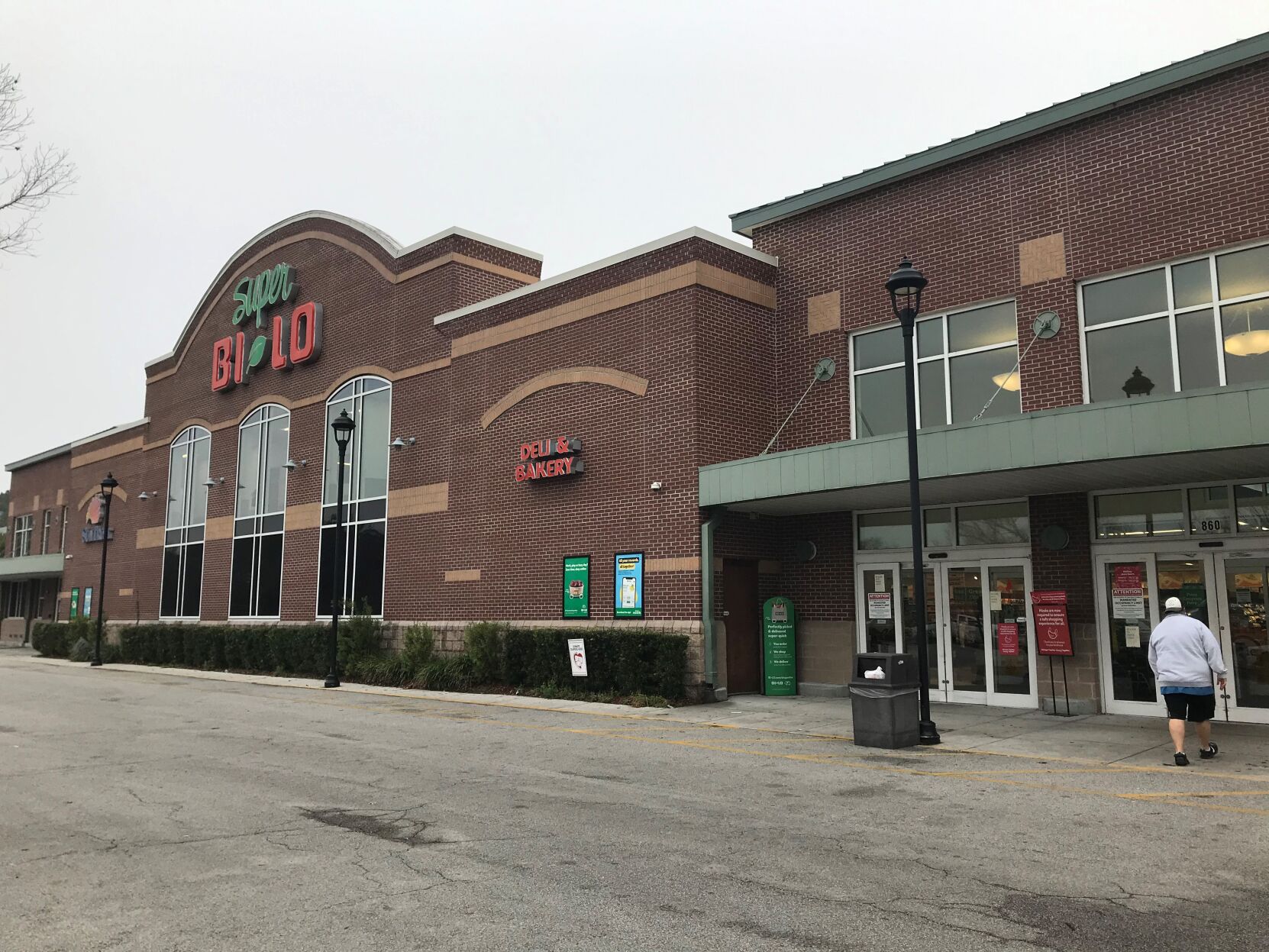 Bi-Lo Folly Road